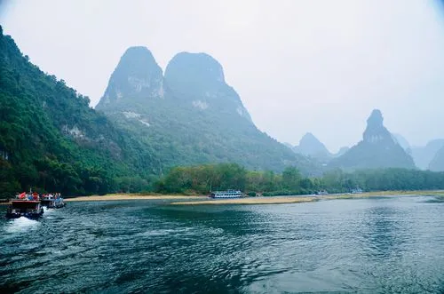 无人化网络化智慧工厂